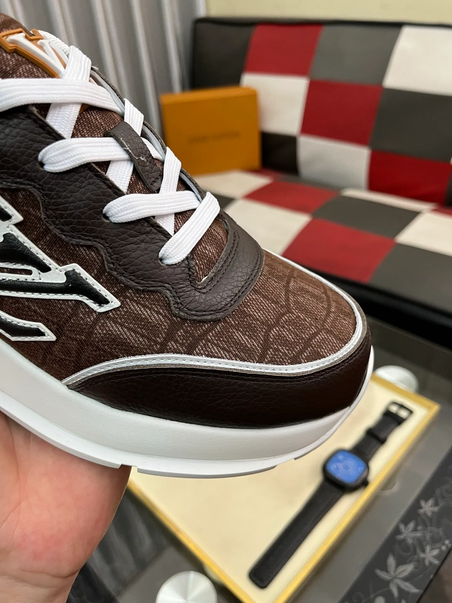 Men's shoes 💰458⌚️⌚️[Louis Vuitton LV] Dad shoes are popular casual sports shoes with outsole, breathable and comfortable, easy to walk, trendy men's versatile fly woven epoxy with ➕leather lining➕Gucci's popular original outsole, sports and running style, super comfortable. Size 38-443️⃣Colors available